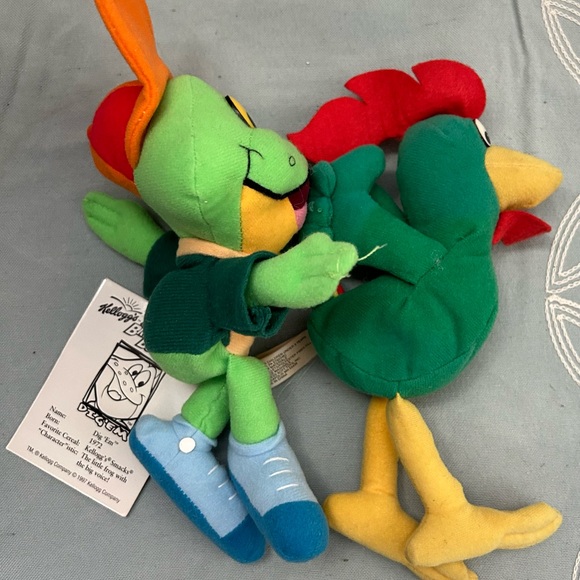 Vintage 1997 Kellogg's DIG 'EM Frog and ROOSTER Plush Toys - Picture 4 of 6
